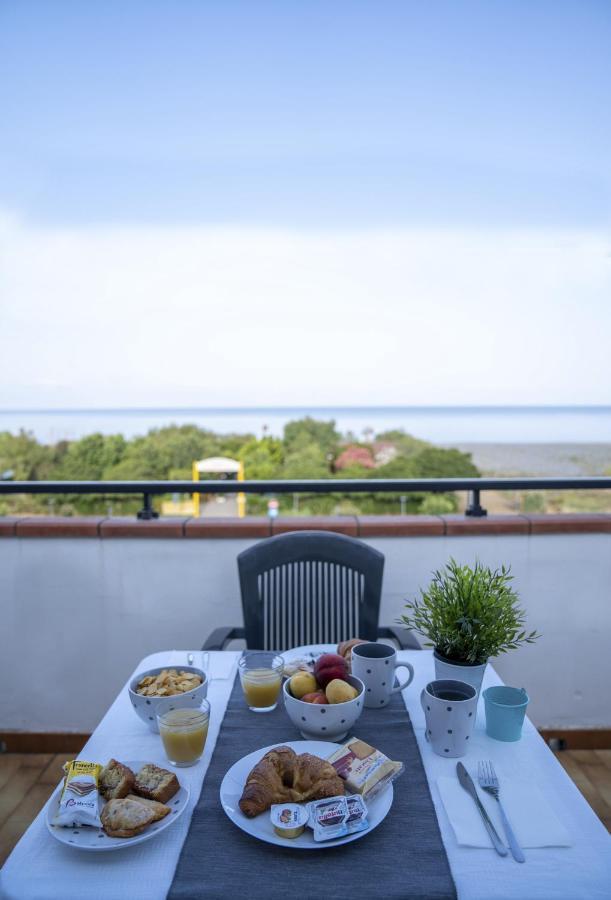Queen'S Bed & Breakfast Grisolia Eksteriør billede