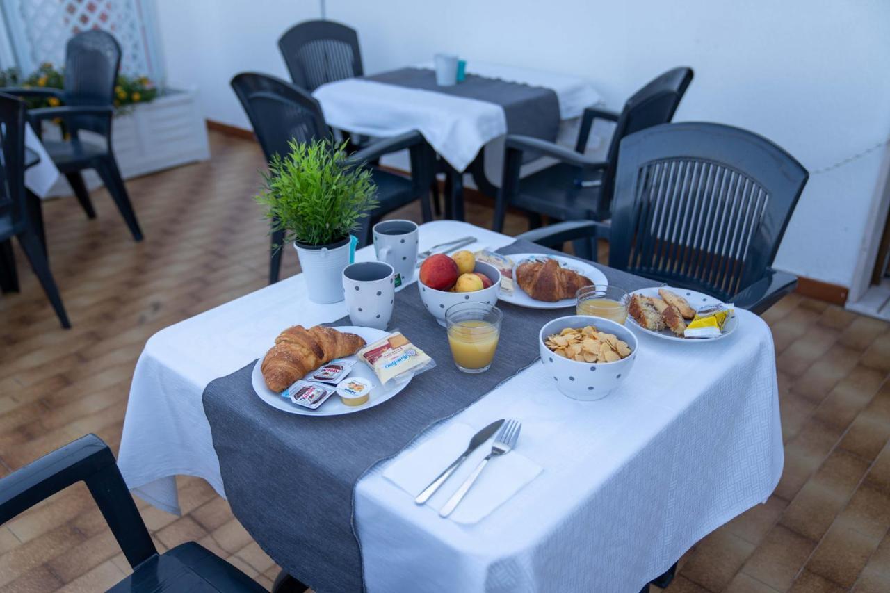 Queen'S Bed & Breakfast Grisolia Eksteriør billede